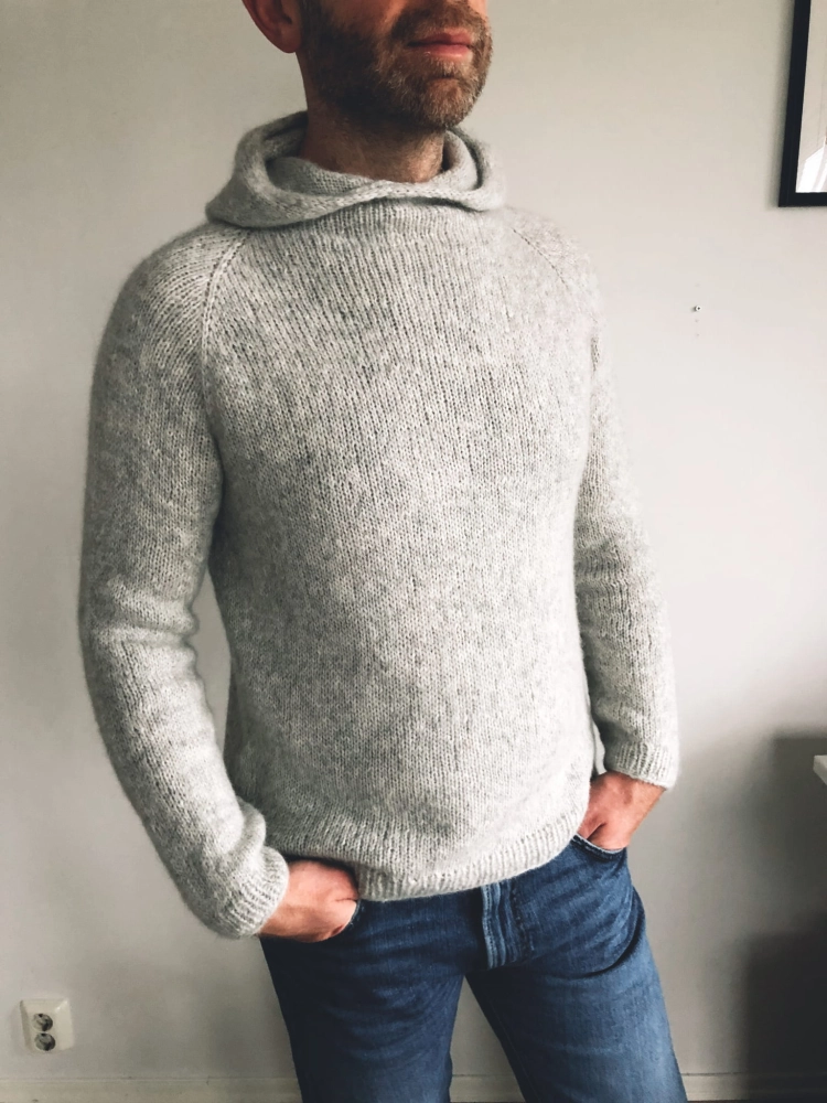 Yucca Hoodie Man. Wzór na druty [PL]