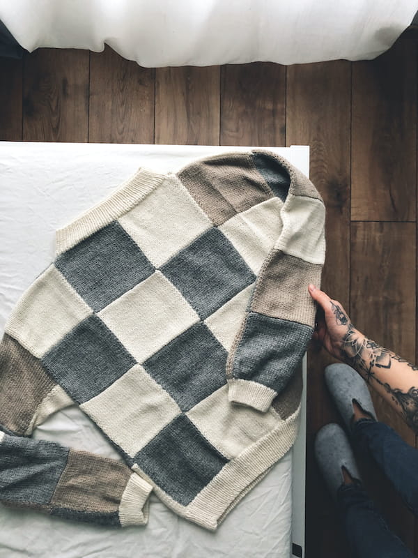 THE SQUARE SWEATER. Ebook [PL]